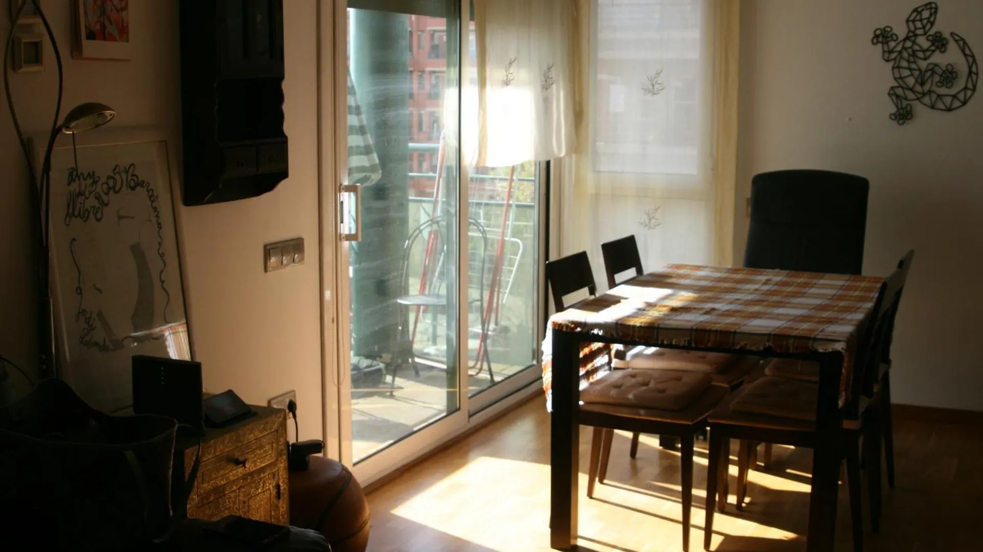Apartamento Luminoso Y Bien Ubicado En La Zona Olimpica De Terrassa Barcelona 0*,  Spain